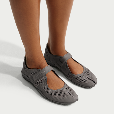 NIKE公式】NikeSKIMS リフト メッシュ ウィメンズシューズ.オンライン